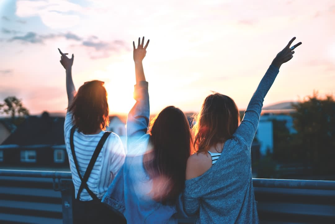 How To Let Go Of A Friend Who Ignores You