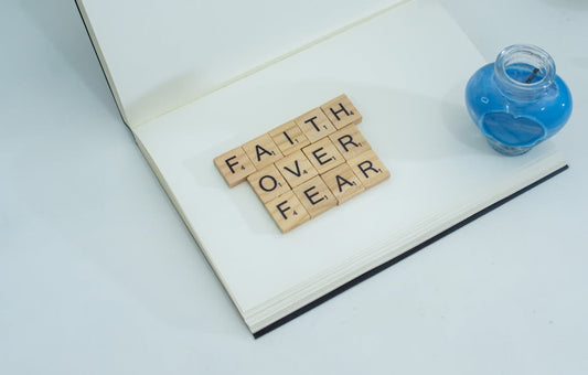 How To Let Go Of Fearful Thoughts
