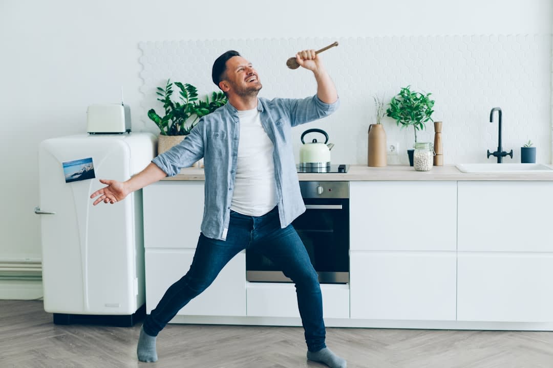 How To Let Go When Dancing