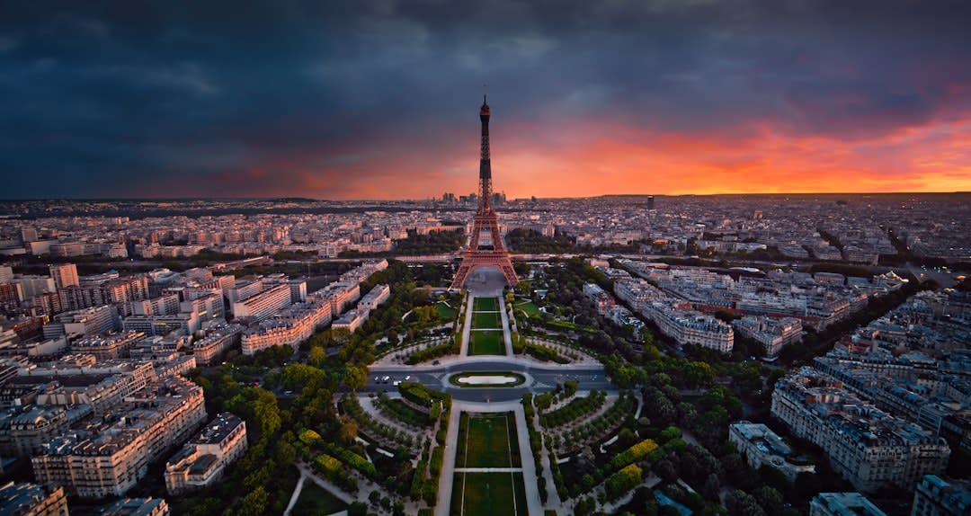 What To Say About Eiffel Tower